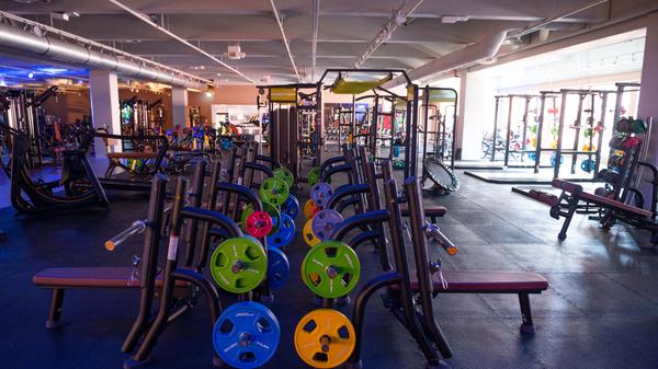 Coronavirus - Fitnessstudio weicht auf Online-Trainings aus