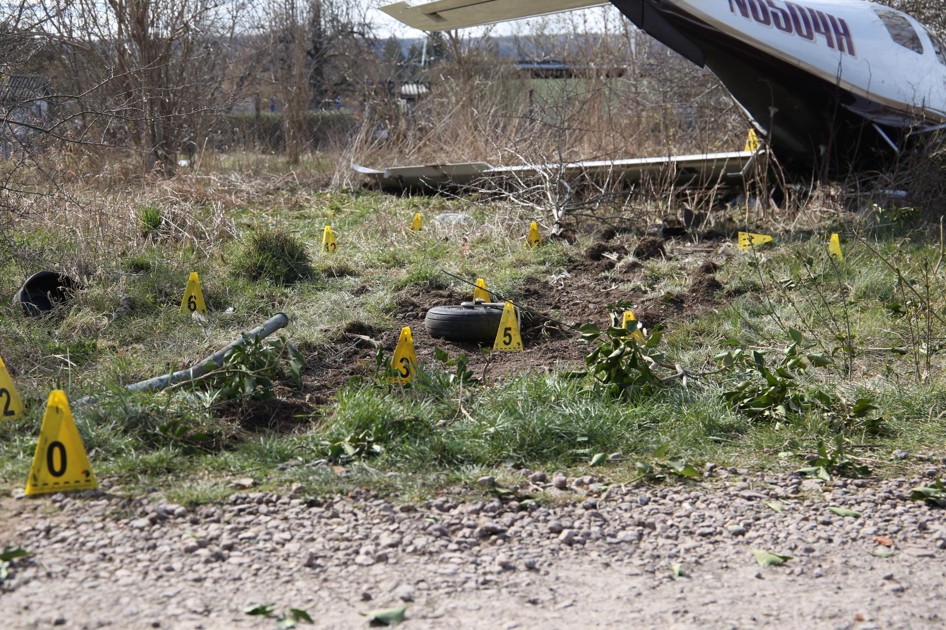 Flugzeug über Schrebergartensiedlung abgestürzt - Panorama | Nordbayern