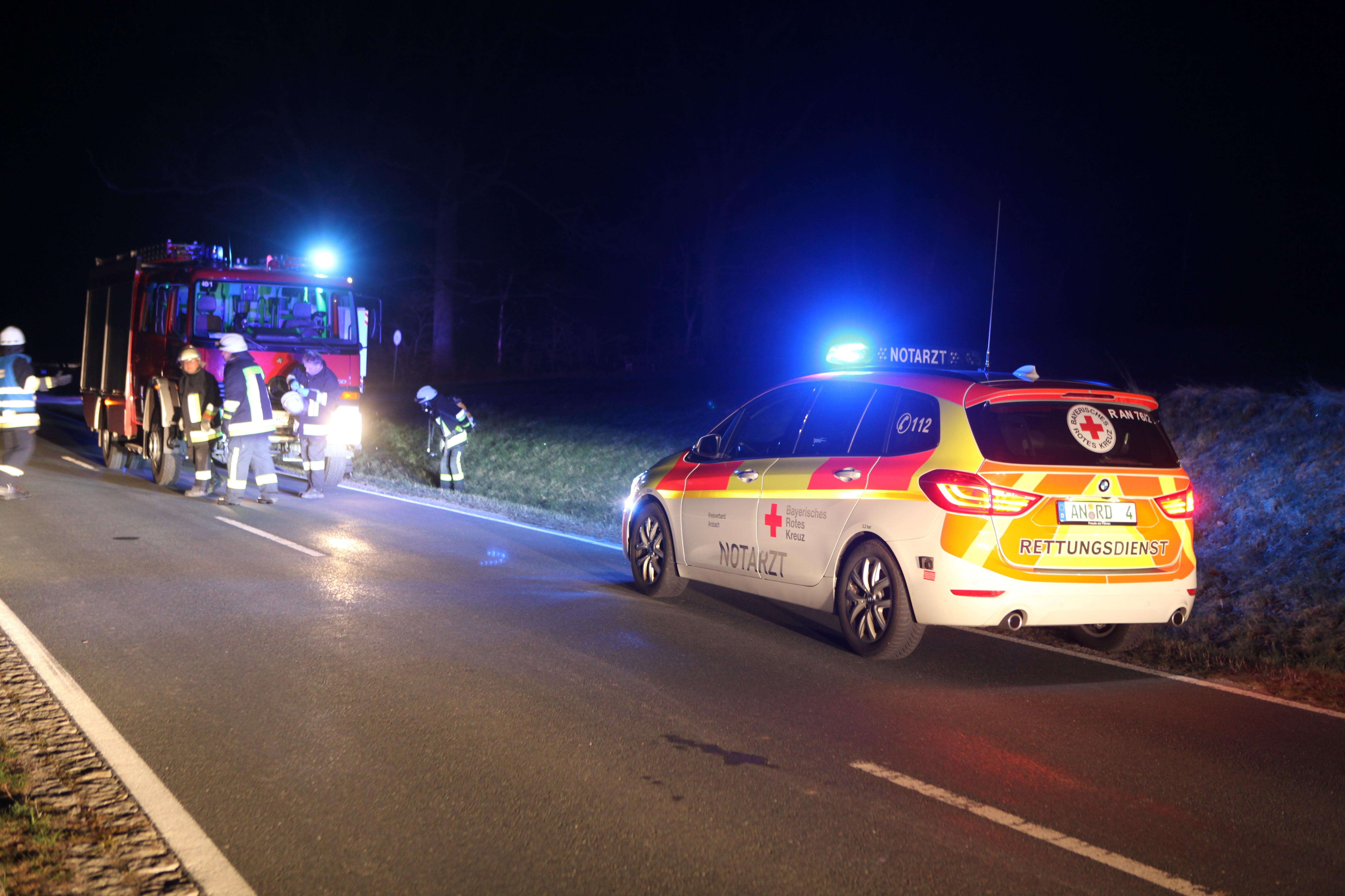 Nächtlicher Wohnhausbrand: 75-Jährige stirbt in Leutershausen - Ansbach