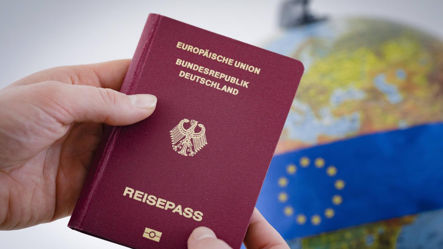 Symbolbild zum Thema Reisen Symbolbild zum Thema Reisen