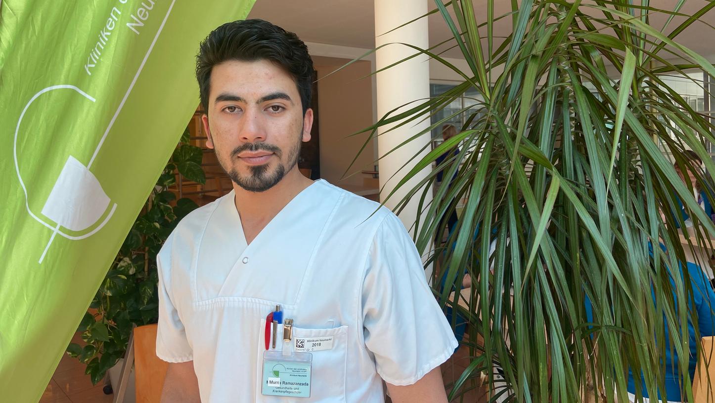 Murtaza Ramazanzada gibt den Menschen Hoffnung: In einer Internet-Kampagne der NGO Campact gibt er dem tatkräftigen Pflegepersonal an deutschen Kliniken ein Gesicht. Murtaza Ramazanzada gibt den Menschen Hoffnung: In einer Internet-Kampagne der NGO Campact gibt er dem tatkräftigen Pflegepersonal an deutschen Kliniken ein Gesicht.