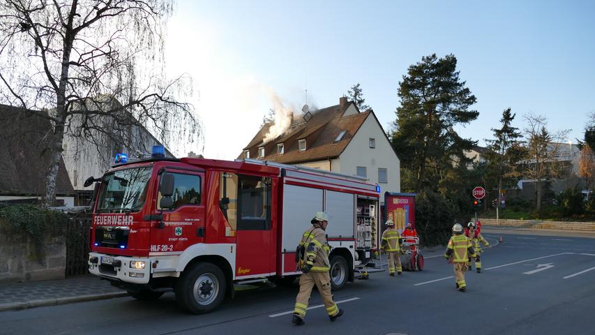 Feuer in Wohnhaus in Fürth-Dambach ausgebrochen